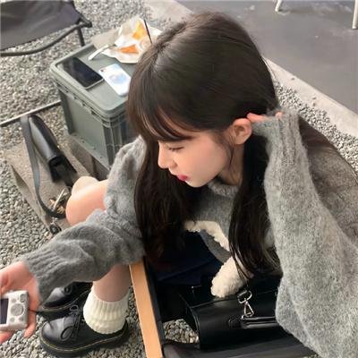 穷街艳女